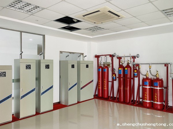 气体灭火系统由哪些部件构成? 气体灭火系统由哪些部件构成?